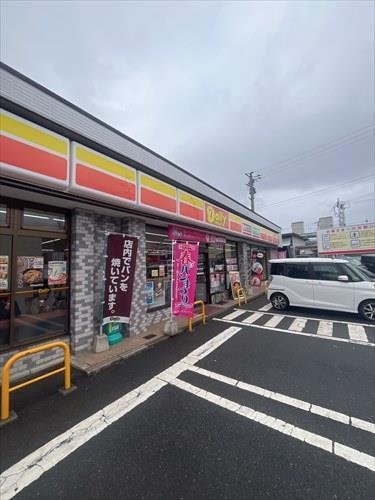 デイリーヤマザキ可部三入店まで850m