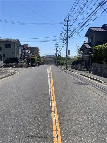 前面道路(2024年7月撮影)