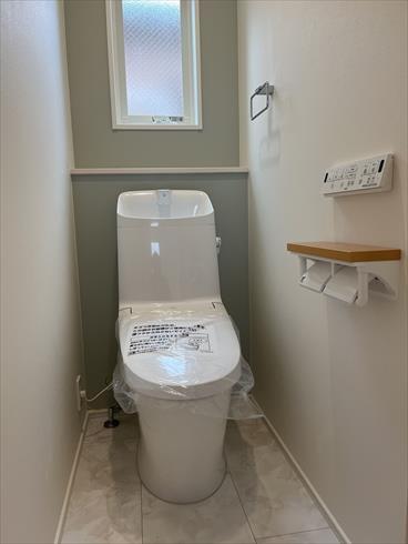 2階：トイレ