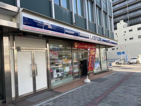 ローソン的場町店まで徒歩1分