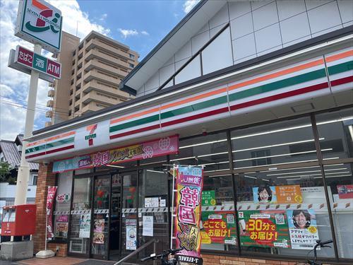 セブンイレブン広島牛田東店210m