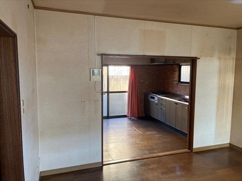 1階：洋室約7.4帖