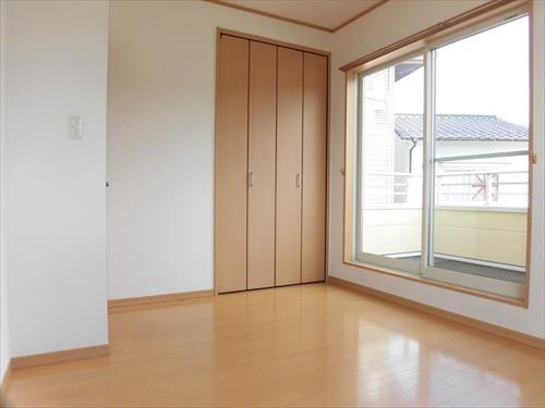 2階　東側洋室5.7帖