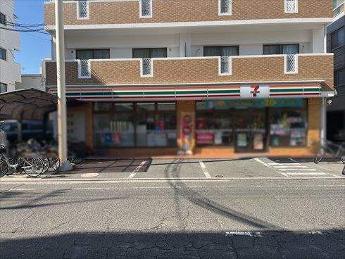 セブンイレブン旭2丁目店まで徒歩4分
