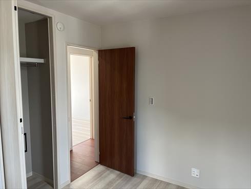 3階：洋室4.81帖