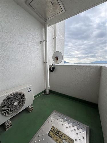 西側バルコニー