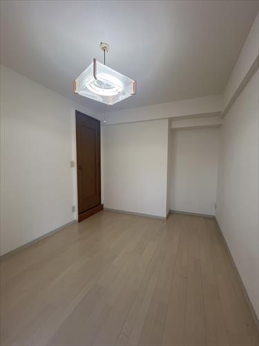 北西側洋室　5.2帖