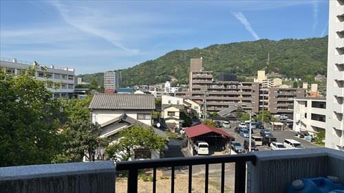 北東側バルコニーからの眺望