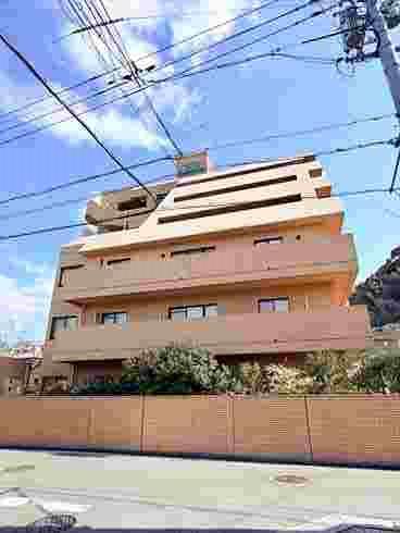 マンションの外観（2026年2月撮影）