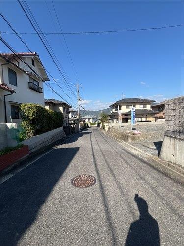 前面道路（南側から撮影）