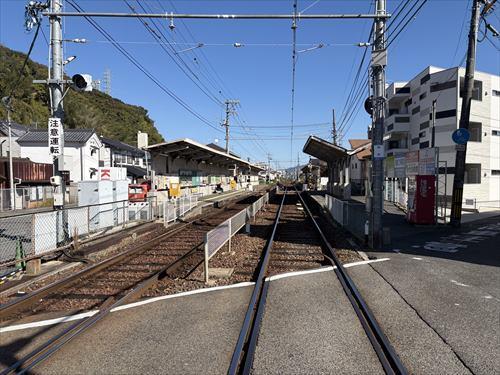 広島電鉄宮島線「草津」駅まで380ｍ