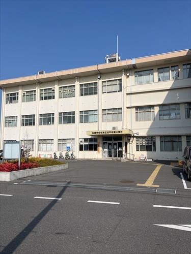 安佐南区役所祇園出張所迄400m