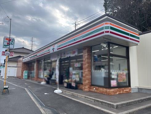 セブンイレブン戸坂南店まで徒歩12分