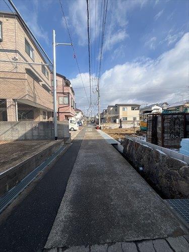 前面道路（2026年1月撮影）