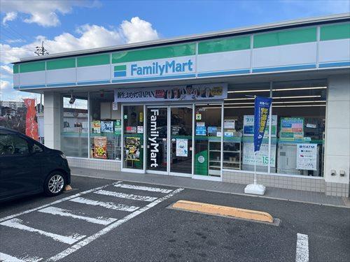 ファミリーマート戸坂大上店まで830m ファミリーマート戸坂大上店まで830m