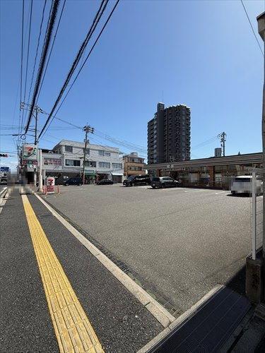 セブンイレブン廿日市本町店まで180ｍ