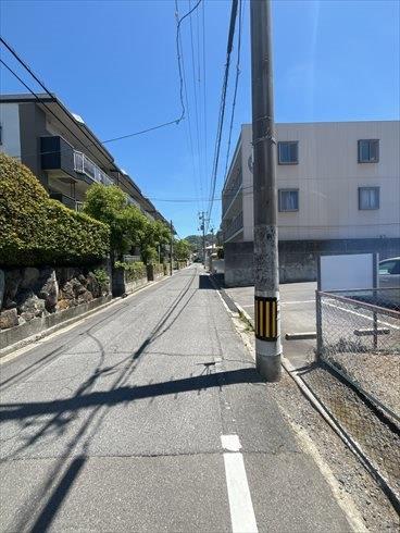 前面道路(2026年5月撮影) 前面道路(2026年5月撮影)