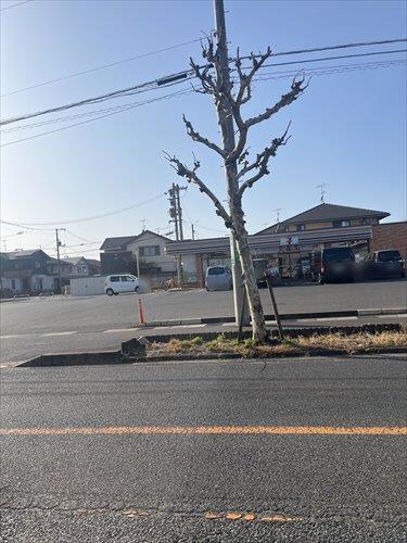 セブンイレブン伊勢丘5丁目店まで940m