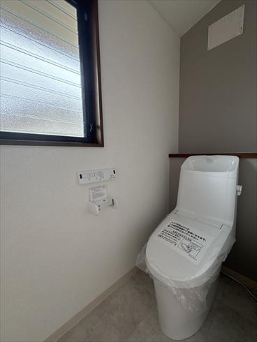 トイレ（2階）