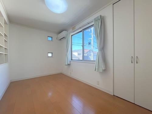 洋室②（西側）