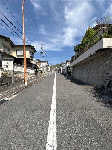 南西側前面道路