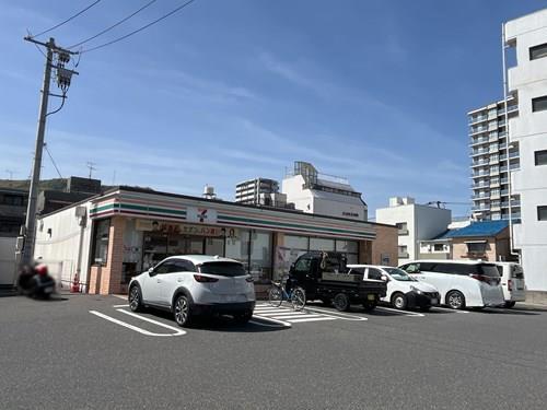セブンイレブン広島三篠2丁目店：徒歩3分
