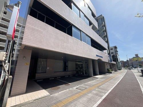 炭田内科胃腸科病院：徒歩6分