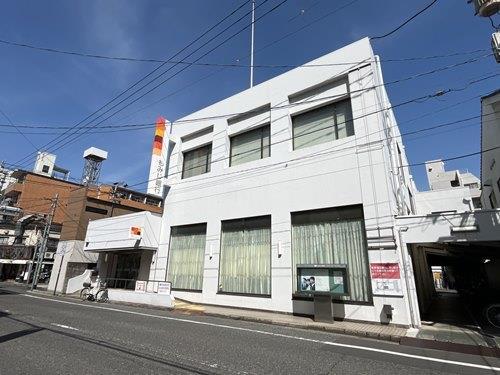 もみじ銀行 三篠支店：徒歩7分