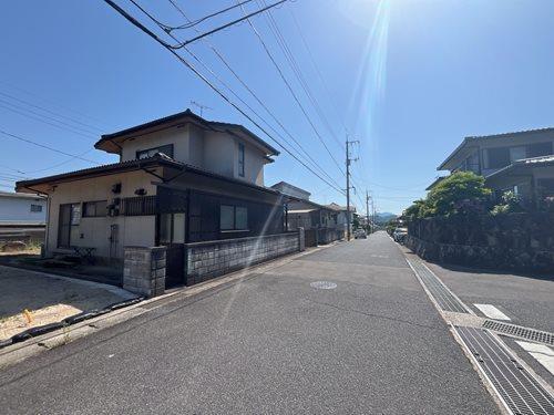 北西側道路（北東側より撮影）