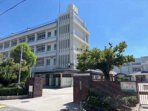 広島市立宇品中学校まで1580m 広島市立宇品中学校まで1580m
