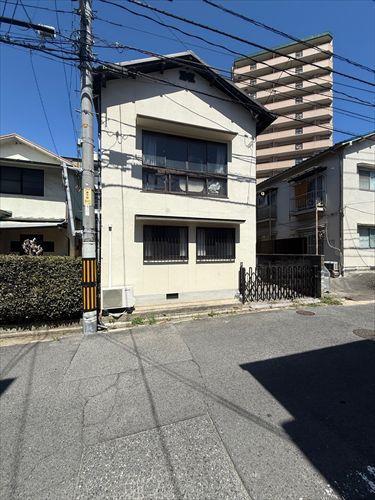 現地