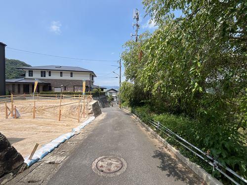 北側道路（広島市道・幅員：4.0m）