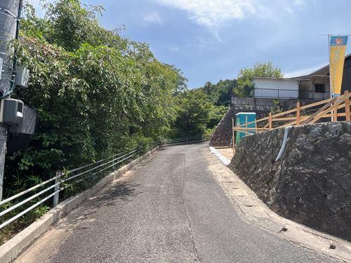 北側道路（広島市道・幅員：4.0m）