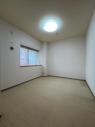 洋室：約6.3帖