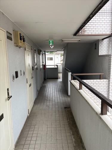 2階廊下(2026年9月撮影) 2階廊下(2026年9月撮影)