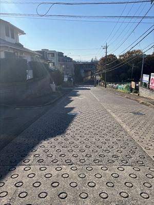 北西側道路