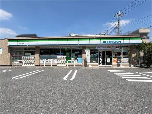 ファミリーマート江戸川上篠崎店 370m
