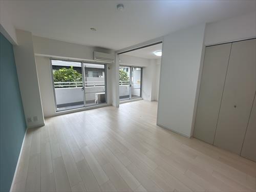 リビングダイニング