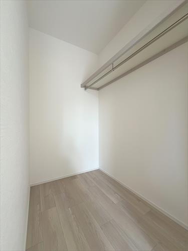 WIC（洋室約８帖）