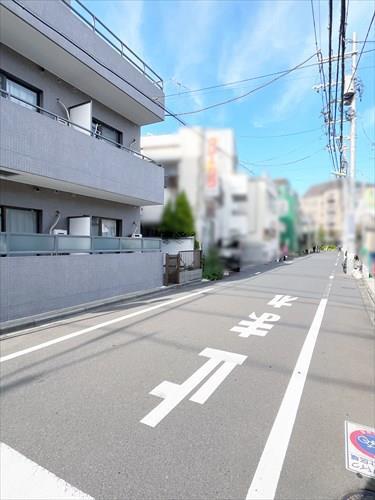現地前道路