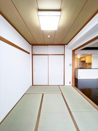 和室約5.8帖＋LD約10.8帖