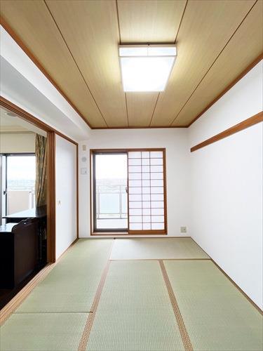 和室約5.8帖＋LD約10.8帖