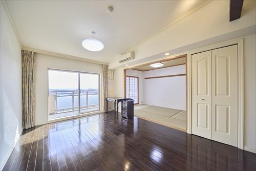 LD約10.8帖＋和室約5.8帖