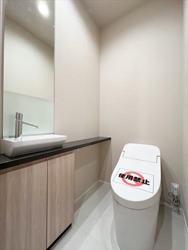 トイレ（西側）