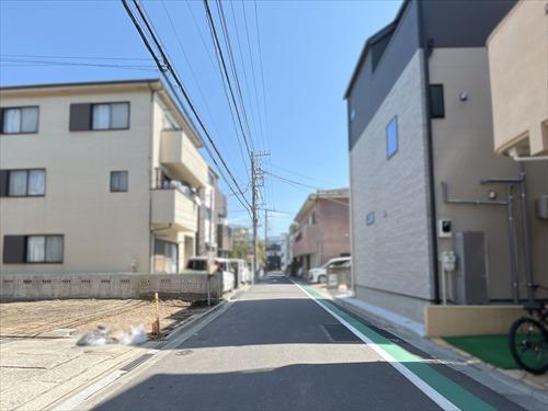 前面道路（2026年3月撮影）