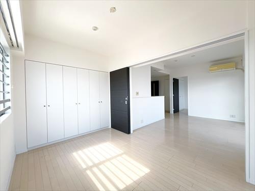 洋室（約6.0帖）＋リビング