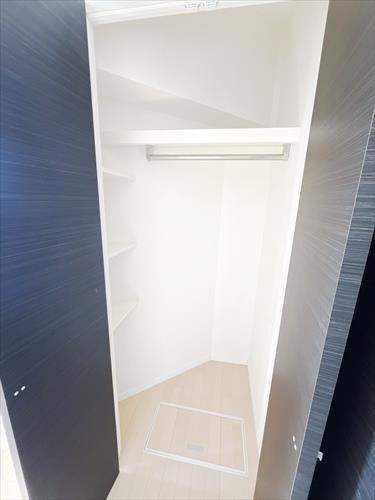 洋室（約4.5帖）クローゼット