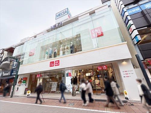 ユニクロ自由が丘店(410m)