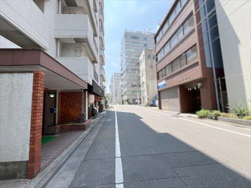 前面道路（2026年5月撮影）