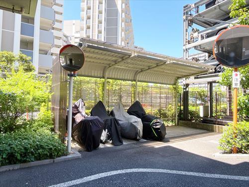 バイク置き場